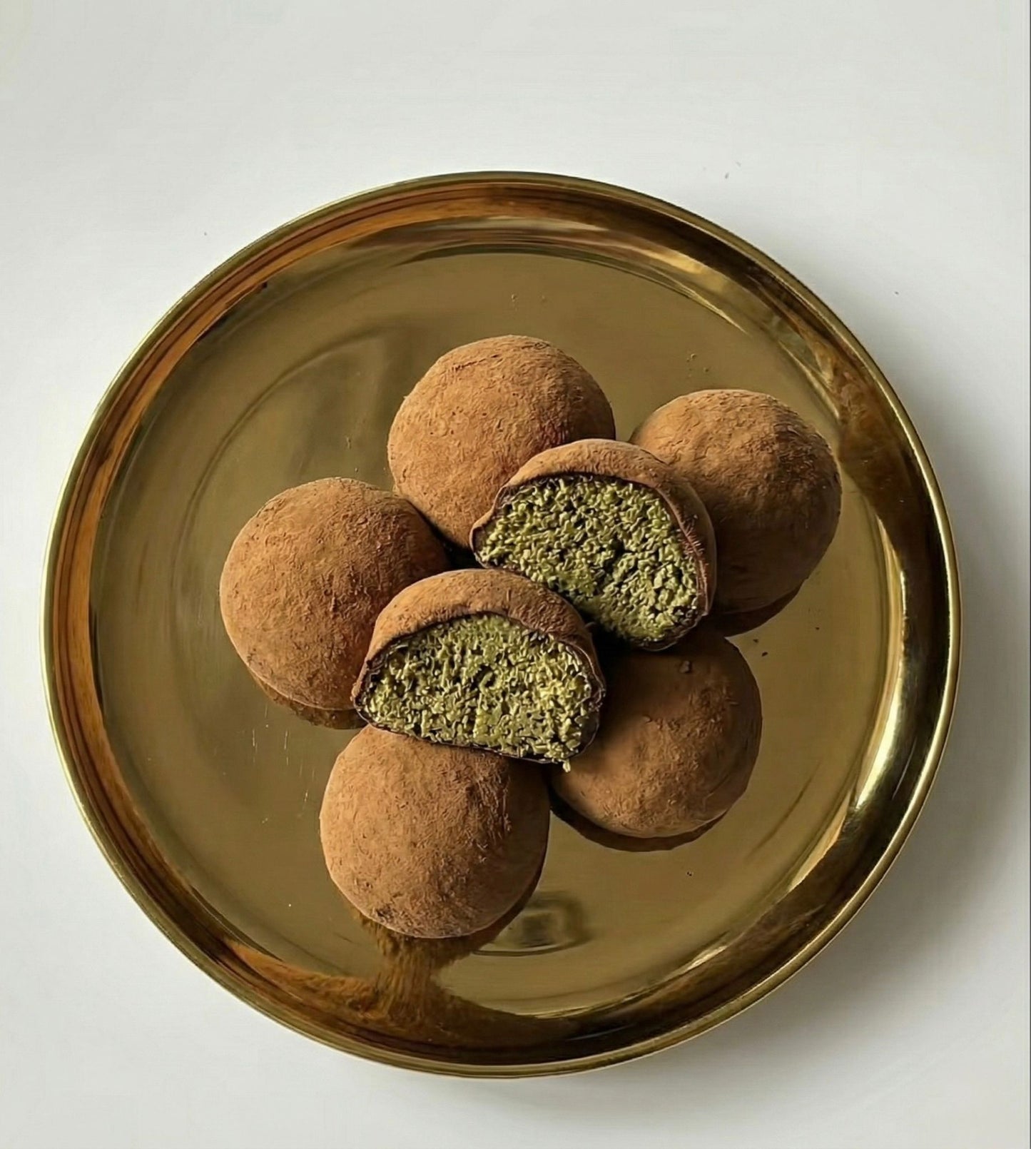 Dubajskie kule Dujjonku na złotej tacy